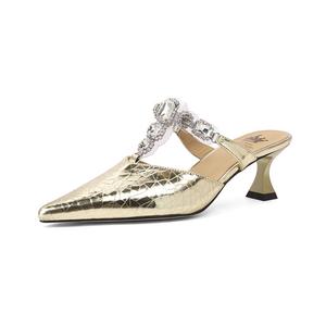 Yeezyy Reezy Женские противоскользящие тапочки с закрытым носком Gold, цвет Gold