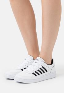 Кроссовки COURT CHASSEUR K-SWISS, белый