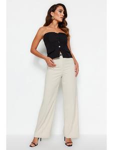 Тканевые брюки trendyol, кремовый