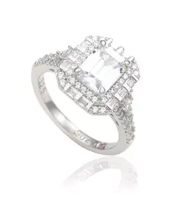 Кольцо Suzy Levian из стерлингового серебра с белым кубическим цирконием изумрудной огранки в центре Suzy Levian New York, silver