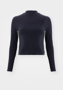 Топ с длинными рукавами EEFFORTLESS TEE Levi's®, черный