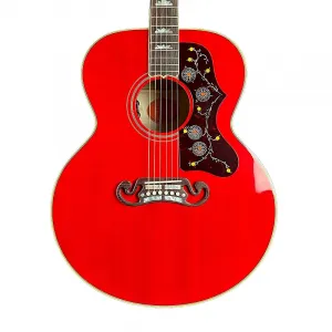 Gibson Custom Shop изготовила SJ-200 Original Cherry под заказ, в комплекте с чехлом
