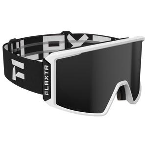 Горнолыжные очки напоминают черно-белые с черными зеркальными линзами. Flaxta