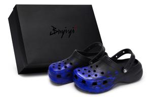 Crocs Классические сабо на платформе 811 Manufacturing, женские сабо Abyss Scene, черно-синие