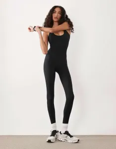 4505 Tall Комбинезон с мягкими бретелями и внутренним бюстгальтером черного цвета - ЧЕРНЫЙ