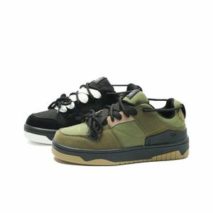 JIAFEIMAOJIAZU Сбалансированные легкие дышащие низкие скейтерские кроссовки унисекс черно-зеленые асимметричные, цвет Black Green Mismatched