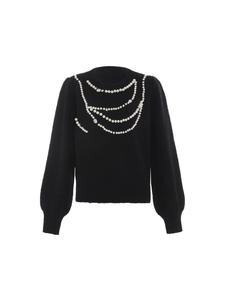 Женский свитер черного цвета faina