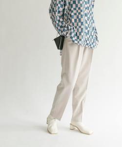 Illi Брюки зауженного кроя с одной складкой Kbf, цвет Greige