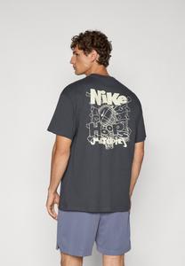 Футболка Nike Performance TEE M90 VERB, Anthracite
