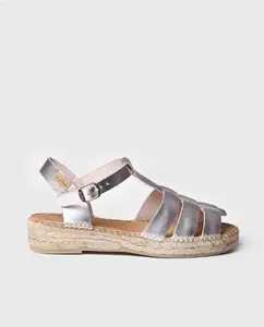 Женские кожаные сандалии на плоской подошве с пряжкой Toni Pons, серебряный