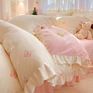 Yalu Комплект постельного белья 1,8 м, 4 предмета: пододеяльник 200x230 см, простыня, 2 наволочки, цвет белый пудровый