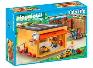 Набор с фигуркой City Life 9368 Гараж с местом для велосипеда. Playmobil