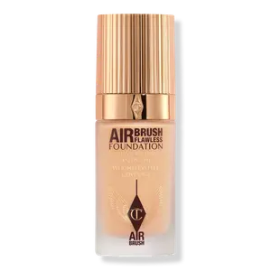 Безупречная тональная основа, нанесенная аэрографом Charlotte Tilbury, 6 Cool (medium with cool undertones)