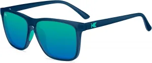 Поляризованные легкие солнцезащитные очки Knockaround Fast Lanes Sport для мужчин и женщин - защита UV400 - для бега, Navy / Mint