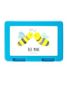 Mr. & Mrs. Panda Ланчбокс с изображением пчелы и надписью белого цвета