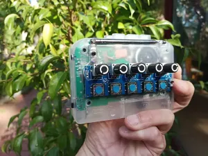 Синтезатор Billow mini mellotron-like tape player (with FM radio!) Poetaster's Tonetoys