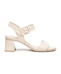 Стильные сандалии с пряжкой. Nerogiardini, бежевый