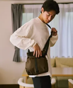 Сумка через плечо из переработанной кордуры