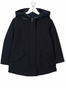 Woolrich Kids пуховик с капюшоном, синий