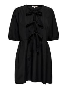 ONLY Платье в черном цвете