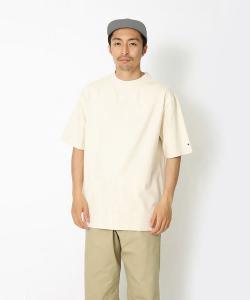 Футболка с высоким воротником из переработанного хлопка