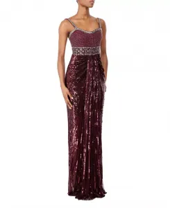 Только ты, украшенное драпированным макси-платьем Jenny Packham, красный