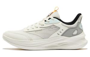 Кроссовки Ling Yue 2.0 мужские с низким верхом белый/черный Erke