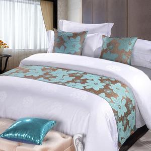 TTiiLoe Жаккардовый бегунок на кровать с кистями