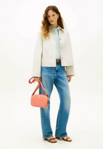 Сумка-Кроссбоди с монограммой для фотоаппарата Tommy Hilfiger, Coral Clay