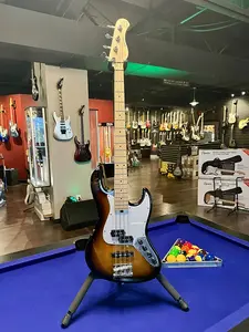 Sadowsky Hybrid P/J 4 с чехлом 2022 - Сансбурст