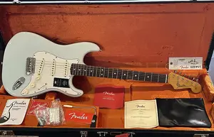 Fender American Vintage II 1965 Stratocaster 2025 - Sonic Blue / 7 фунтов 11,5 унций. #V2554025