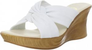 Женские пышные сандалии в белом цвете ONEX