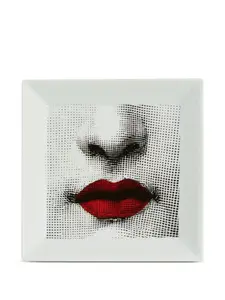 Квадратный поднос "Красные губы" (20,8 см x 20,8 см) Fornasetti, белый