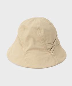 Шляпа в форме тюльпана с лентой