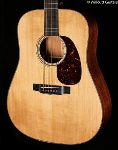 Martin D-18E Modern Deluxe (728)
