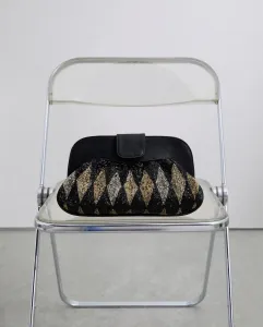 Женская сумка с бусинами и металлическим ремешком Scalpers, черный