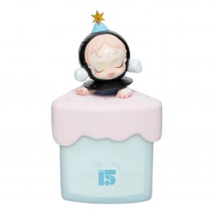 Ароматическая свеча Pop Mart Celebrate This Moment Collection «Black Currant Ice Shake»