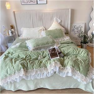 YUSIWOAL Комплект постельного белья V-intage Rose с резным бархатом, кружевными рюшами и вельветом