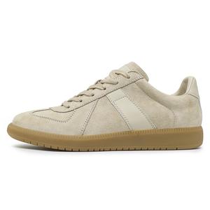GQWE Скользоустойчивые легкие дышащие мужские скейтерские кеды низкие бежевые, цвет Beige