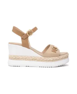 Сандалии на танкетке с металлической застежкой Nerogiardini, бежевый