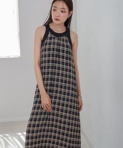 Платье-трапеция в американском стиле.