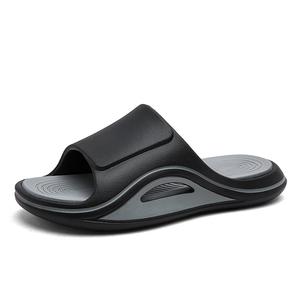 CariteSport EVA бесшумные нескользящие антибактериальные износостойкие быстросохнущие амортизирующие шлепанцы мужские - черный серый, цвет Black Gray