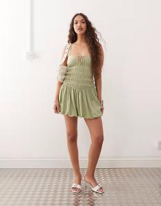 Мини-платье Motel Rasmil Bubble в цвете шалфейно-зеленый