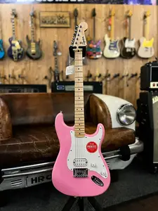 Squier Sonic Stratocaster HT H, гриф из клена, белая накладка, Flash Pink - 2778 грамм