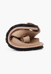 Сандалии с ремешками BLANDITAS FLEXIBLE Pisamonas, бежевый