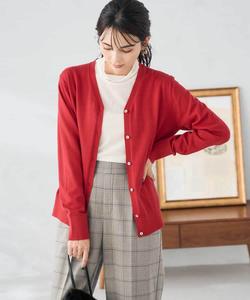 Красивый кардиган с V-образным вырезом Avv, цвет Red