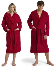 Халат унисекс Möve "Капюшон Superwuschel" (1 шт.), однотонный, цвет Ruby