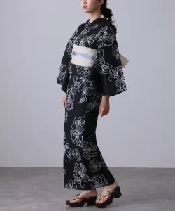 Женский комплект юката, удобный для ношения одной женщиной, состоит из двух частей, можно стирать, на выбор предлагается пояс оби из хлопка или льна, подходит для женщин от 40 лет.