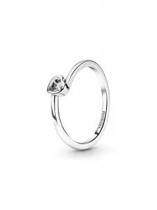 Кольцо с прозрачным наклонным сердцем Pandora, серебро