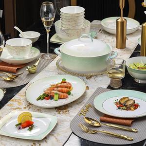 Luowei Jingdezhen Керамический набор китайской посуды, 2024 новая пасторальная стиль чаши и тарелки, высококлассный обеденный набор для дома, Shui Mu Nian Hua на 6 персон 38 предметов